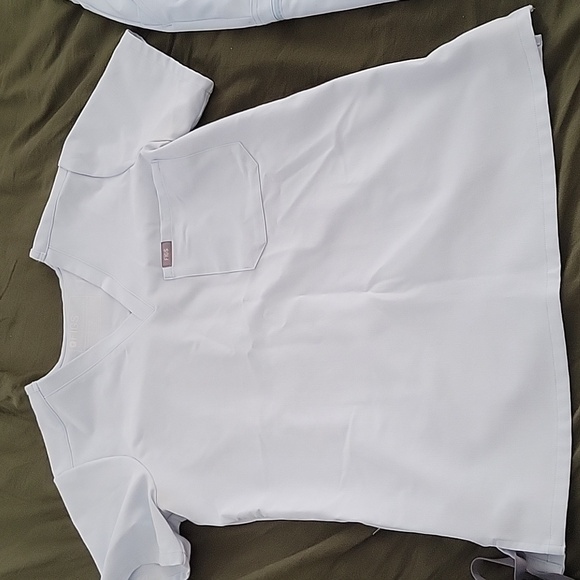 Figs Scrubs - Picture 3 of 3